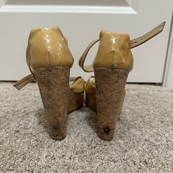 Jimmy Choo Pela Patent Cork Wedges in Nude/Tan Size EU 37 - Picture 5 of 11